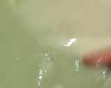 Foto langkah ke 3 dari resep Pisang Berendam Creamy Matcha.