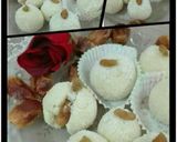 A picture of step 2 of Coconut Khajoor Laddo.