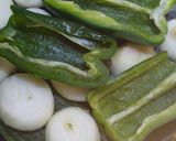 Foto del paso 6 de la receta: Matambrito en mostaza y miel a la chapa y verduras en vinagreta