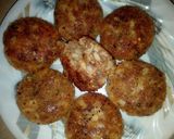 A picture of step 4 of Chicken potato macron kabab.