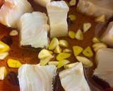 Foto del paso 1 de la receta: Bacalao confitado "a mi manera"