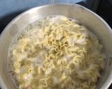 Foto langkah ke 2 dari resep Mie Goreng (Burung Dara) Pedas.