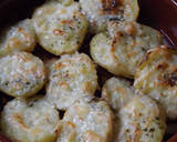 Foto del paso 3 de la receta: Patatas doradas con queso