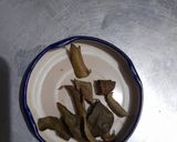A picture of step 2 of Fish ka Salan.