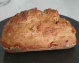 A picture of step 4 of Banana bread with raisins and nuts.