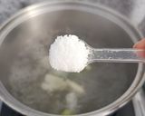 Foto langkah ke 7 dari resep Nasi Bakmoy Tahu Sosis.