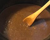 Foto del paso 11 de la receta: Bifes de chorizo con salsa Malbec en olla de hierro