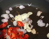 Foto langkah ke 2 dari resep Nasi Gulung Telur.