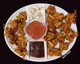 A picture of step 5 of Crispy Makai ke Aatay ke Pakooray.
