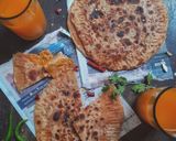 A picture of step 6 of Pizza paratha.