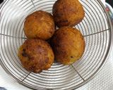 A picture of step 10 of Banana Coconut Balls.