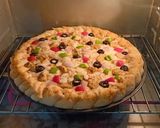 A picture of step 4 of Petal Shape Cheesy Pizza 🍕🍕.