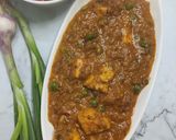 A picture of step 6 of Khoya mater paneer.