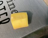 Une image de l'étape 2 de Couronne feuilletée au pesto, gouda et coriandre.