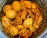 Foto langkah ke 5 dari resep Babi Kecap Praktis Sedap.
