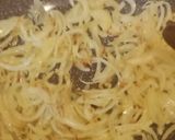 Foto del paso 3 de la receta: Mejillones en salsa marinera