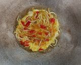 Foto langkah ke 3 dari resep Telur Dadar Kecambah.