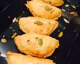 A picture of step 10 of Karanji (coconut Gujiya).