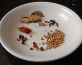 મટકા દાલ (Matka Dal Recipe In Gujarati) રેસીપી સ્ટેપ2ફોટો