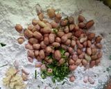 Foto langkah ke 1 dari resep 3. Peyek kacang.