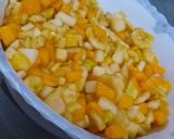 A picture of step 4 of Simple Fruit chaat.