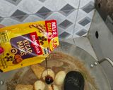 Foto langkah ke 3 dari resep Semur Tahu Telur.