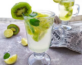 Foto langkah ke 5 dari resep Mojito Kiwi Lemon.