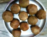A picture of step 1 of Chikoo shake.