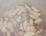 बींस आलू की सब्जी(beans aloo ki sabzi recipe in hindi) रेसिपी चरण 2 फोटो
