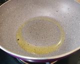 A picture of step 2 of Makhana Namkeen.