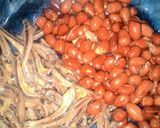 Foto langkah ke 2 dari resep Serundeng🌴 tecang(teri& kacang).