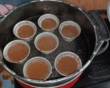 Foto langkah ke 8 dari resep Bolu Kukus Coklat Mekar Triple Chocolates.