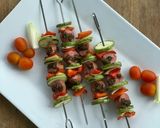 Foto del paso 3 de la receta: Brochetas de chorizo argentino