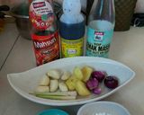 Gambar langkah 1 resipi Kerang masak kicap pekat likat.