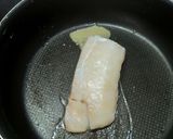 Une image de l'étape 2 de Feuilleté chèvre épinard poisson.