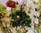 Foto del paso 3 de la receta: Dip de yogur griego y palta con palitos de zanahoria 🥕🍶🥑 cena low carb, fresca y en 2 minutos 🕒
