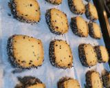 Foto langkah ke 5 dari resep Kukis wijen hitam.