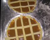 Foto del paso 2 de la receta: Pasta frola de dulce de leche con chocolate 🤤