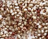 A picture of step 1 of Til gul ladoo.