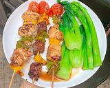 Hình bước làm 2 của món #Eatclean Gà + bò ướp mật ong nướng với ớt chuông + cà chua bi + rau hấp