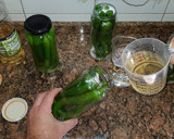 Foto del paso 6 de la receta: Cómo encurtir las guindillas