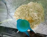 A picture of step 5 of Gireba cookies.