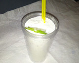 A picture of step 7 of Cucumber & Coconut smoothie.