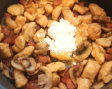 Foto del paso 4 de la receta: Pollo chasseur o en salsa cazadora