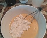 Foto del paso 4 de la receta: Muffins esponjosos de miel rellenos con dulce de leche🧁🧁