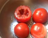 Une image de l'étape 1 de Tomates farcies aux merguez 🍅🥩🌭🌶🥬.