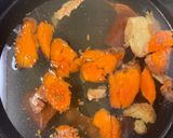 A picture of step 1 of TaTu (Tamarind Turmeric) Herbal Tea/Kunir Asem.