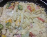 A picture of step 6 of White sauce pasta.