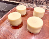 Foto del paso 12 de la receta: Tartitas de chocolate “negro y blanco”, rellenas con crema de nueces