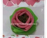 Foto langkah ke 4 dari resep Dadar gulung mawar.
